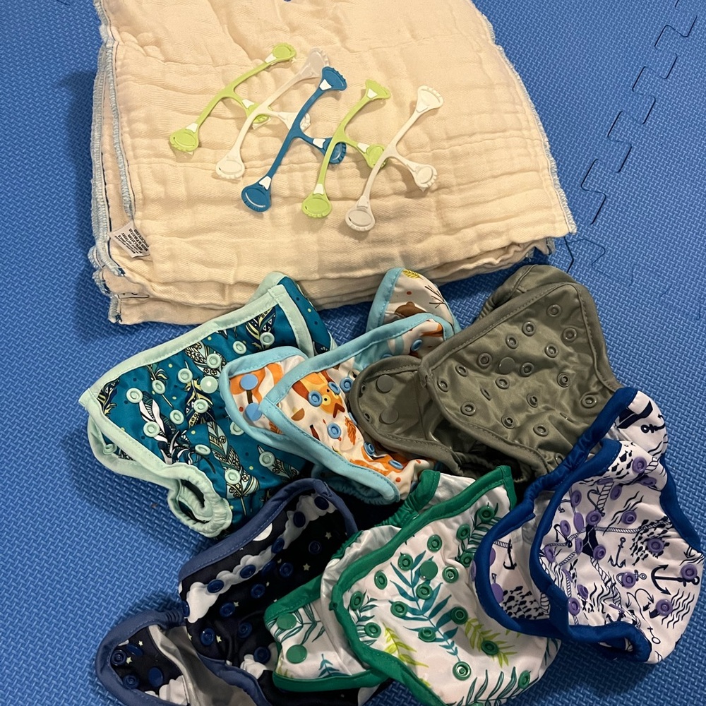 Osocozy newborn prefolds, covers, and Snappis
